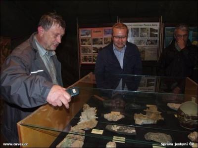 Den MŽP v Chýnovské jeskyni 2011 