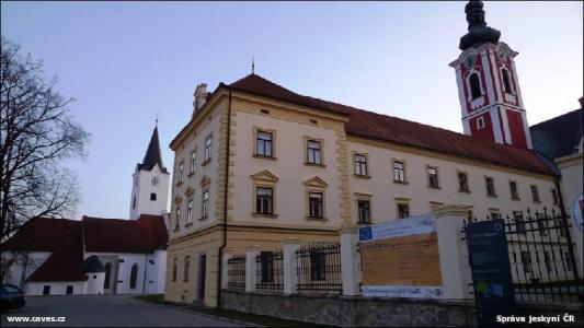 Výstava Světové dědictví v hloubkách Země na zámku v Pacově